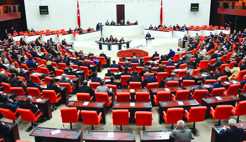 Akbelen görüşmesine 37 muhalefet vekili katılmadı, çünkü daha önemli işleri vardı!