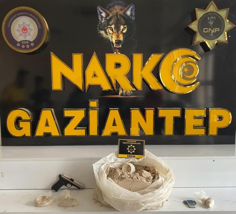 Uyuşturucudan 2 kişi tutuklandı