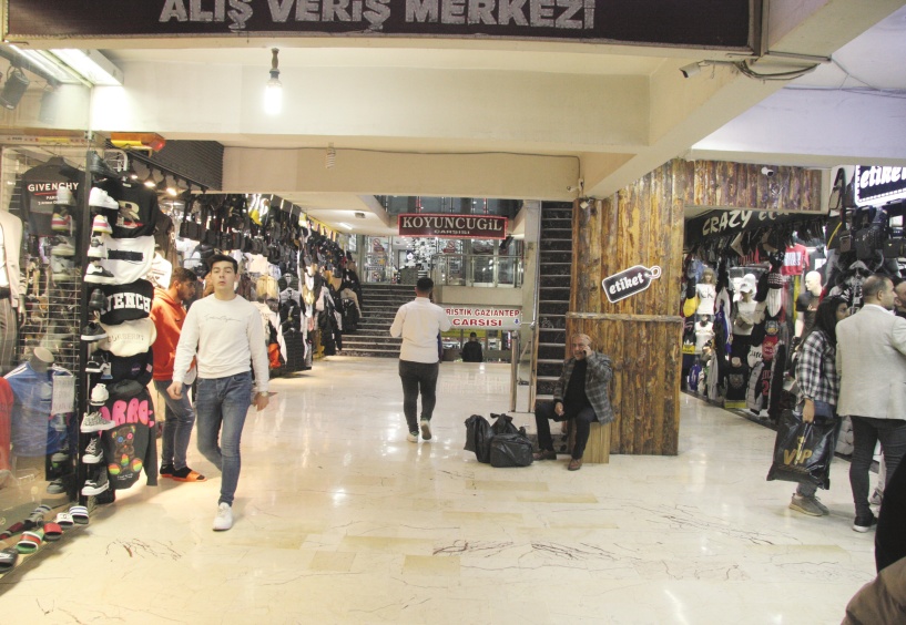 Krizi iliklerimize kadar hissediyoruz