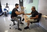 Depremde protezi zarar gören engellilere umut oldu