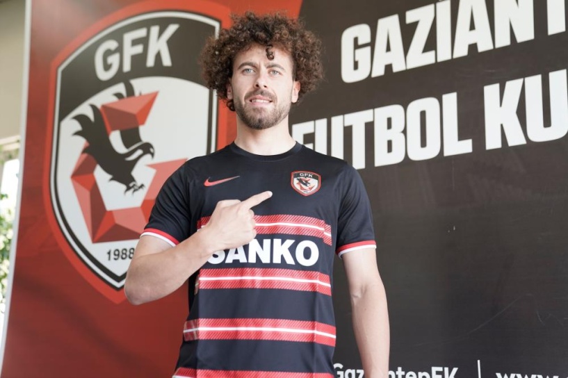 Gaziantep FK, Ogün Özçiçek'i bir yıllığına kiraladı