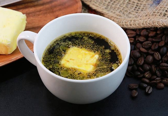 Tereyağlı kahve sosyete mekanlarının vazgeçilmezi oldu