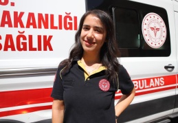 Kentin tek kadın ambulans şoförü