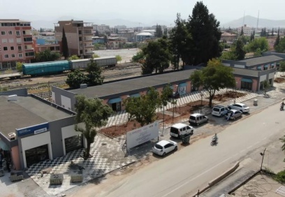 Nurdağı ve İslahiye’de esnafa 221 dükkan teslim edildi