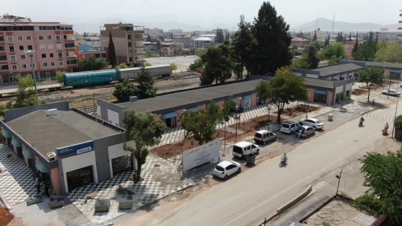 Nurdağı ve İslahiye’de esnafa 221 dükkan teslim edildi