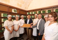Öğrencilerin yaptığı baklava Mecidiye Han’da satılıyor