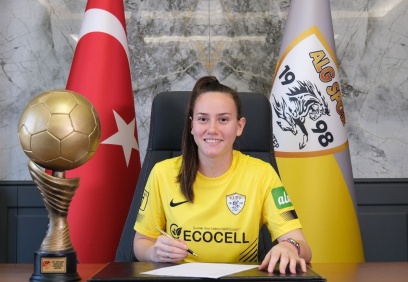 ALG Spor, 4 yerli ve 2 yabancı futbolcuyu transfer etti