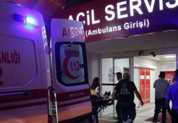 Kilis yolunda iki araç kafa kafaya çarpıştı, 1 kişi öldü