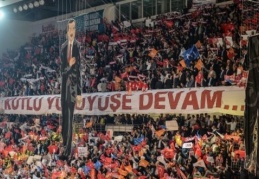 AKP 7 Ekim’de olağanüstü kongre yapacak