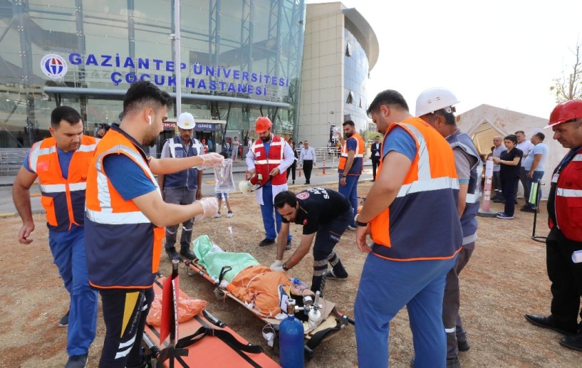 Deprem tatbikatı yapıldı
