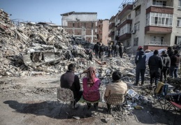 Depremin yıktığı Antakya’da hava kirliliği endişe yaratıyor