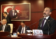 Enflasyonla mücadelenin birinci öncelik olduğuna inanmaya ihtiyacımız var