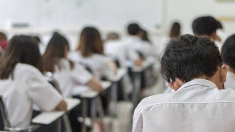 Yap-boz tahtası Milli Eğitim, liselerde sınıf tekrarı geri geldi