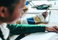 Dünyada 763 milyon kişi okuma yazma bilmiyor; çoğunluğunu kadınlar oluşturuyor!