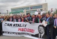 Avukatlar, meslektaşları Can Atalay için AYM önünde