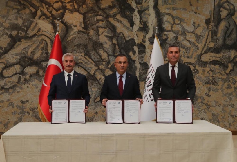 LGS birincilerine 6 bin 400 lira destek verilecek