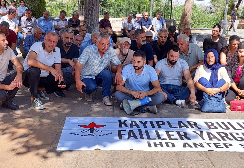 Demokratik ilkelerin ihlali endişe verici bir şekilde devam ediyor