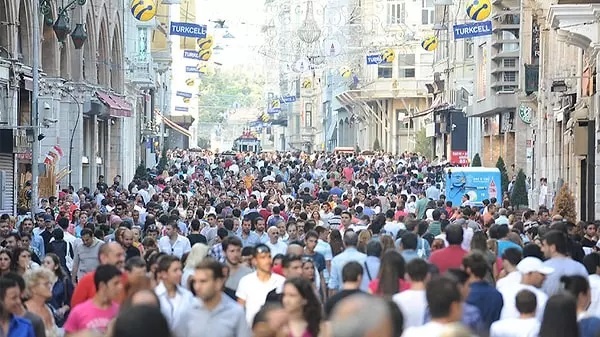 Türkiye’nin sadece yüzde 3’ü eğitim çok iyi diyor