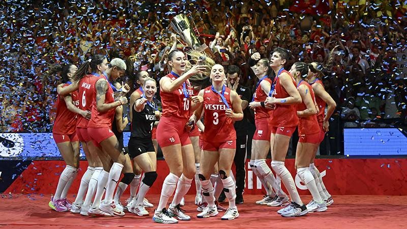 Filenin Sultanları’ndan beş isim, Avrupa Şampiyonası Rüya Takımı’na seçildi