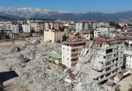 Malzeme kalitesiz, ruhsat yok, zemin etüdü yok= 26 ölü