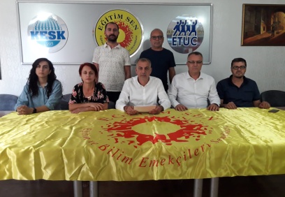 Okullarda verilen eğitimin içeriği dini değil, bilimsel esaslara dayalı olmalı