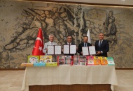 YKS ve LGS’ye hazırlanan öğrencilere kaynak kitap desteği verilecek