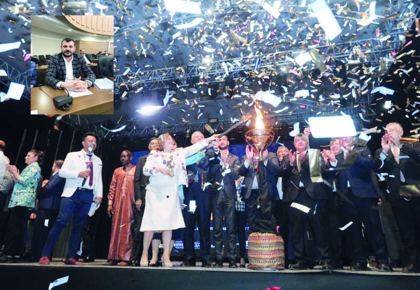 Vatandaşın gırtlağından kesilen paralarla vur patlasın çal oynasın