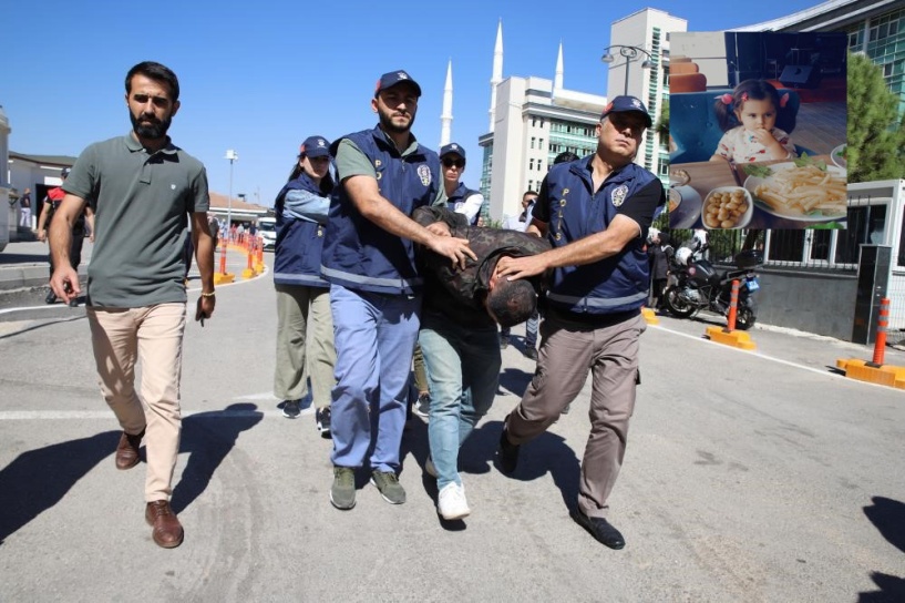 Cesedi derin dondurucuda bulunan Lina’nın katil zanlıları yargılanıyor