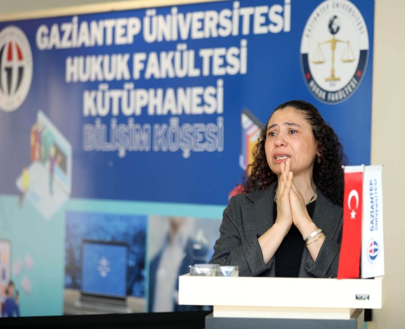 Depremde hayatını kaybeden öğrencilerin anısına kütüphane kuruldu