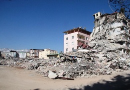 25 Kişiye mezar oldu