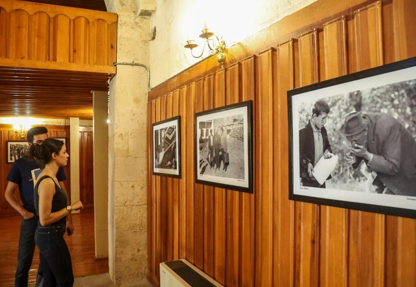 Aşık Veysel, “Dostlar Beni Hatırlasın” sergisi ile anılıyor