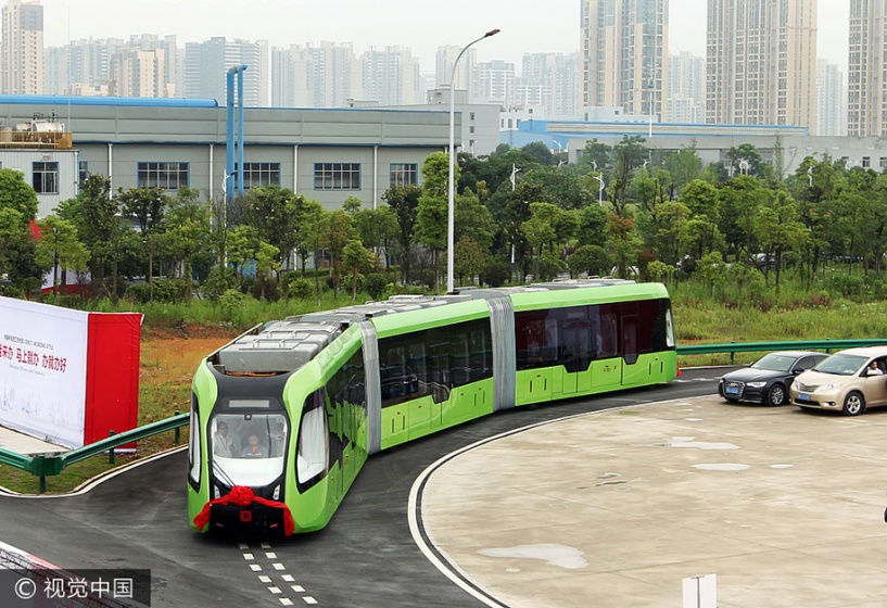 703 bin otobüs ve tramvayın 540 bini yeşil enerjiye geçti