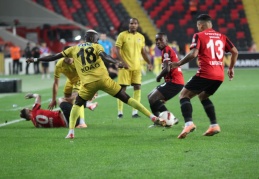 Şeytanın bacağı kırıldı 2-0