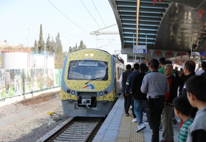 GAZİRAY, günde 10 bin yolcu taşıyor
