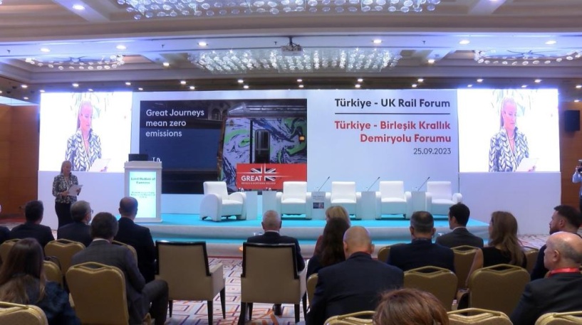 Mersin-Adana-Osmaniye- Gaziantep demir yolu hattı projelerine finansman desteği sağlanıyor