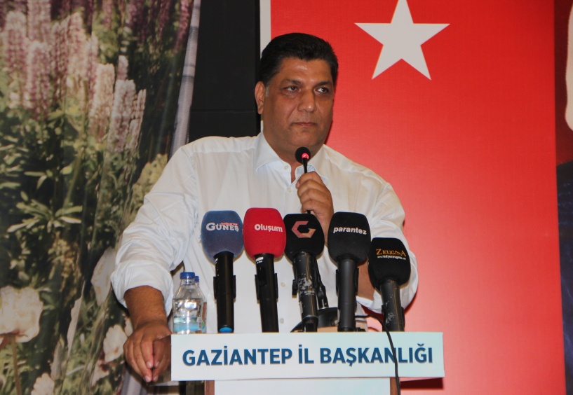 Reis Reisoğlu, 4 oy farkla CHP İl Başkanı oldu