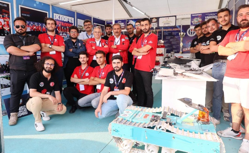 GAÜN öğrencileri projelerini  İzmir TEKNOFEST’e sergileyecek