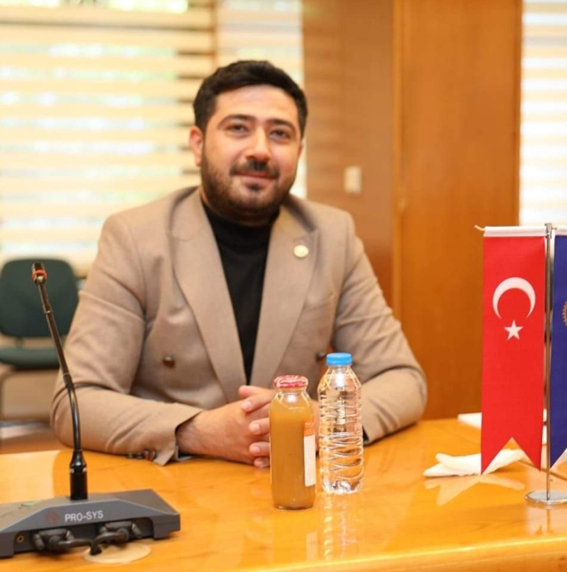 İmzalanan toplu iş sözleşmelerinin maddelerinin uygulanmasını istiyoruz