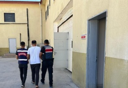 20 ayrı suçtan aranıyordu