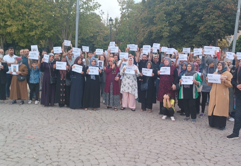Bir daireyi onlarca kişiye satmışlar