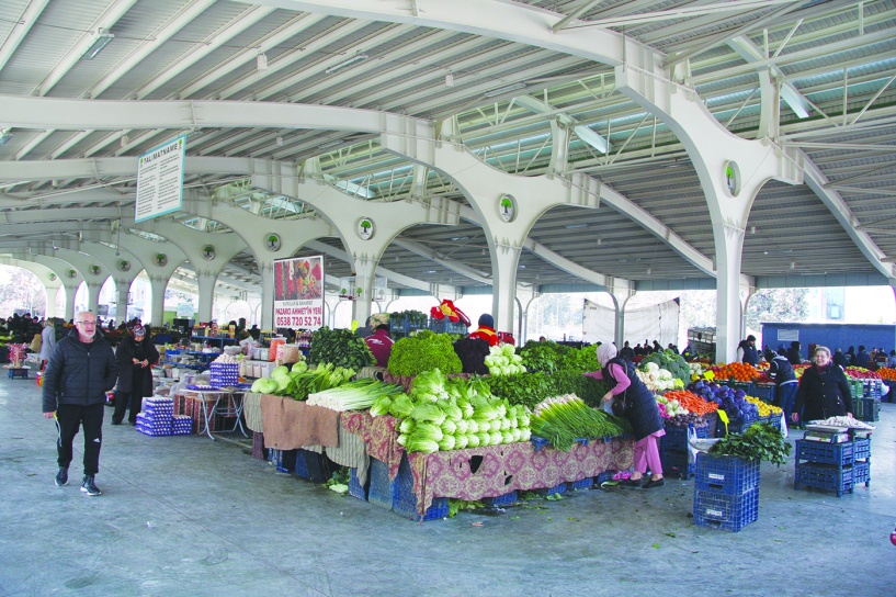 Yoksul daha da yoksullaştı