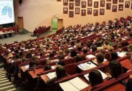Üniversiteler dökülüyor