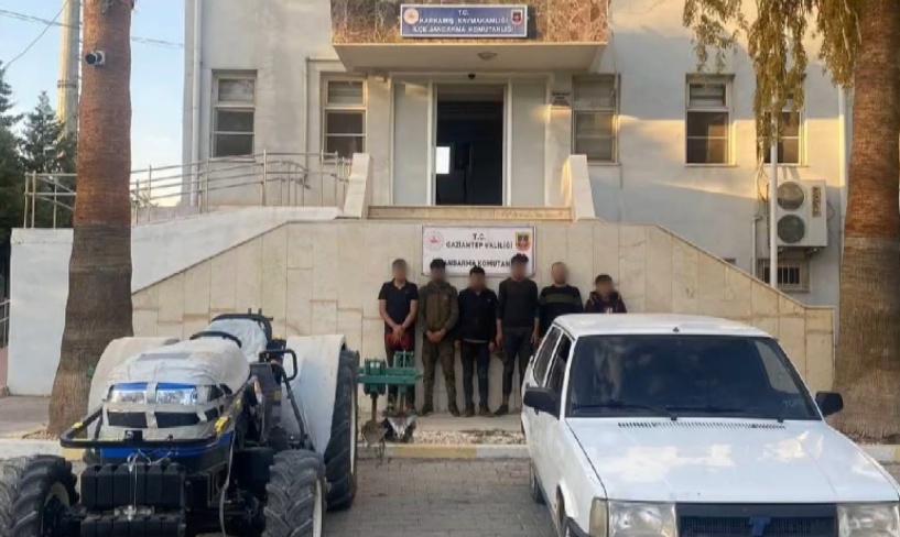 Göçmen organizatörleri yakalandı