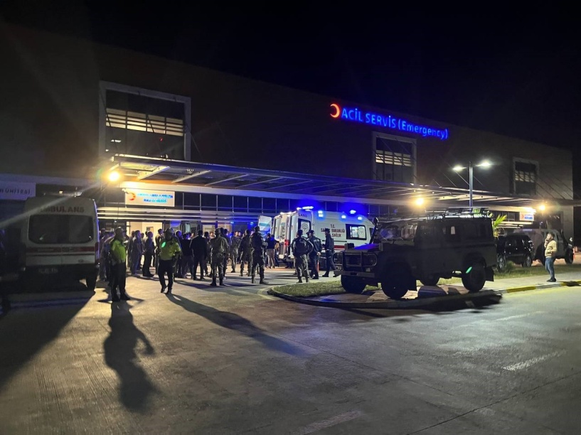 4 özel harekat polisi ile 2 topçu uzman çavuş yaralandı