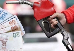 Benzine ikinci indirim pompaya yansıdı! Motorine de indirim yolda