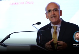 Kredi kartı borçlarının patlaması “güçlü ekonomik büyüme”den kaynaklanıyormuş!