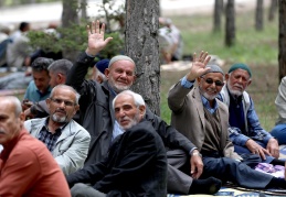 Emekli maaşı 7 bin 500 TL, sarayın dakikalık gideri 18 bin TL