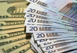 Dolar ve Euro hareketli