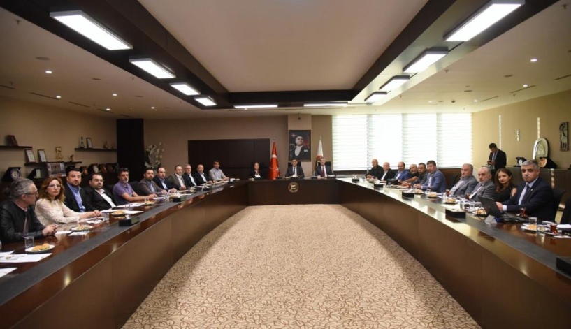 Depremi yaşamış bir kent olarak bölgesel, genel ve küresel sıkıntılarımız var