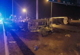 Freni patlayan TIR ölüm saçtı